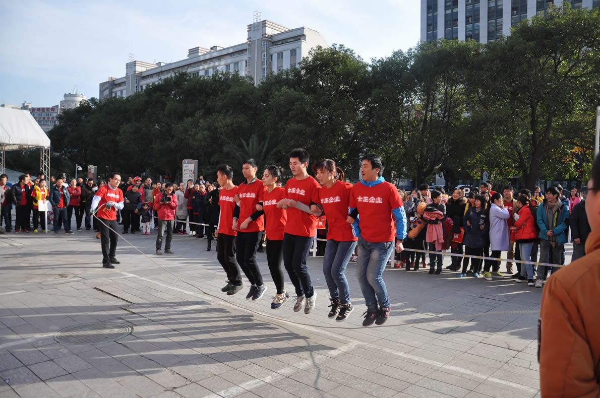 乐鱼企业蝉联长江国际“招行杯”跳长绳比赛冠军